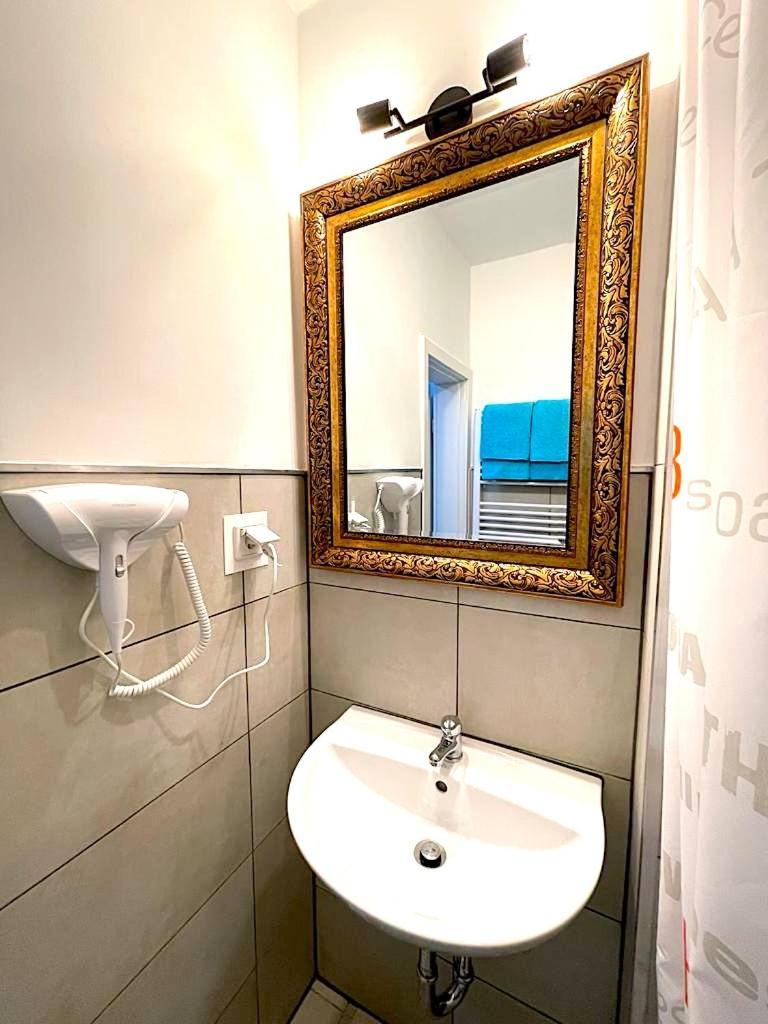 Hotel Uthoff Bissendorf المظهر الخارجي الصورة